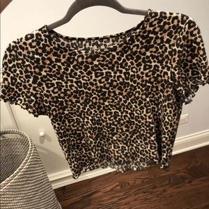 Cheetah print short sleeve